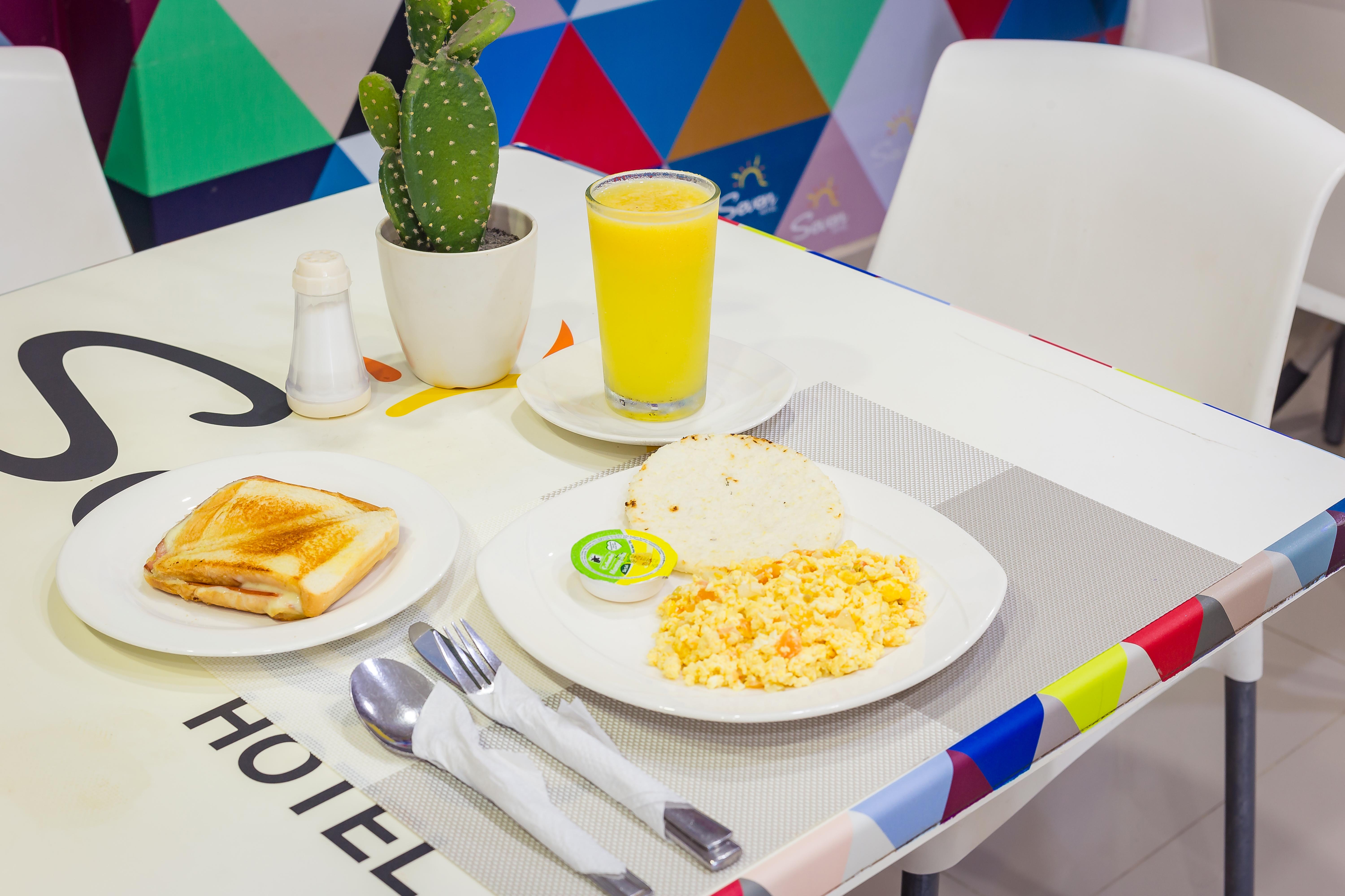 Hotel Seven Monteria Bagian luar foto